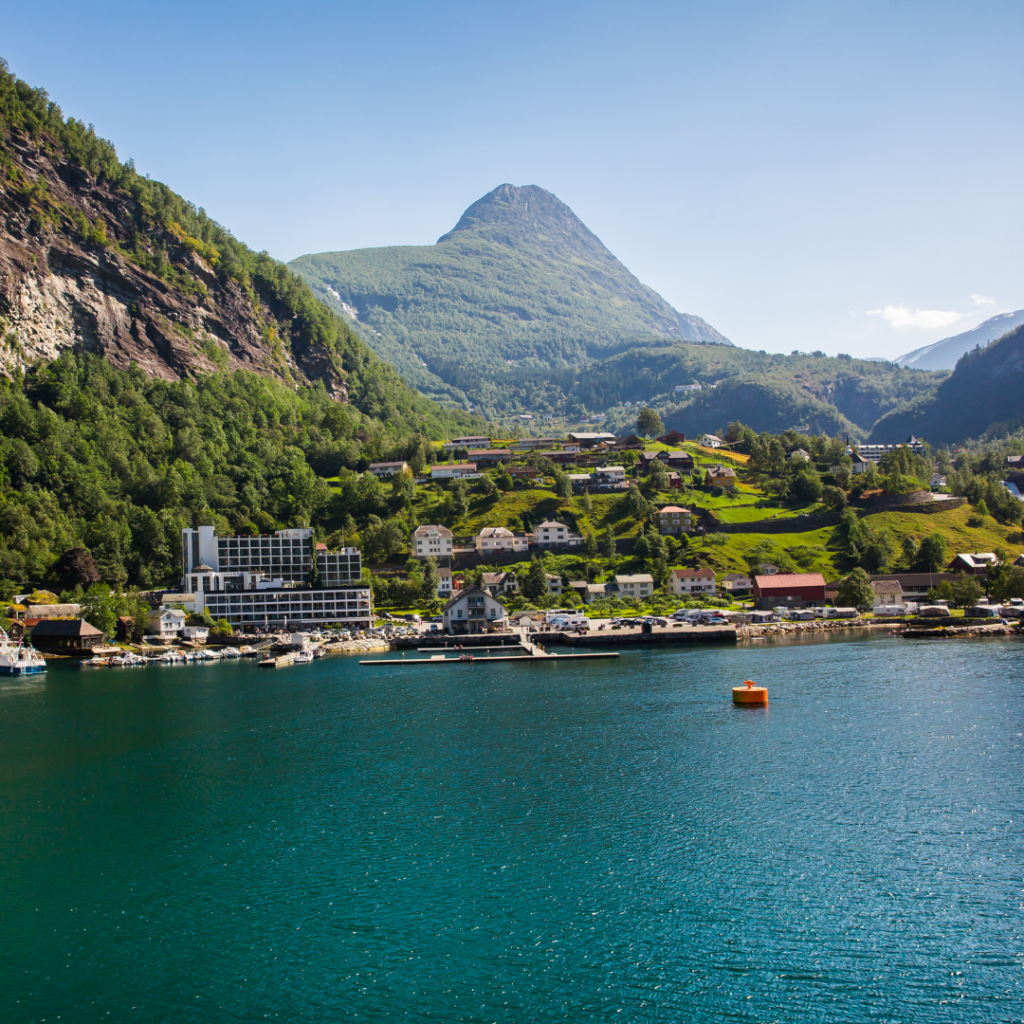 Descubra os Fiordes da Noruega